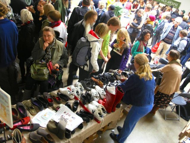 Skoförsäljning på Vegomässan i Stockholm 2008