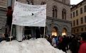 Hundratals i protest mot vargjakten